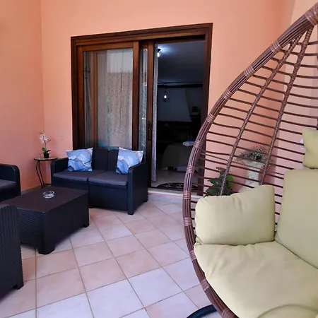 Holiday home Relax Maremonti Ampia E Panoramica Con Spaziosa Veranda Attrezzata *