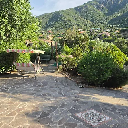 Feriehus Relax Maremonti Ampia E Panoramica Con Spaziosa Veranda Attrezzata